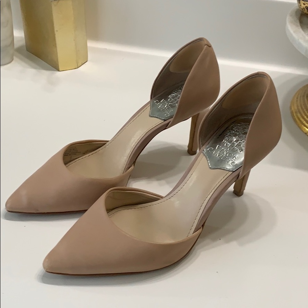 Vince Camuto nude heels